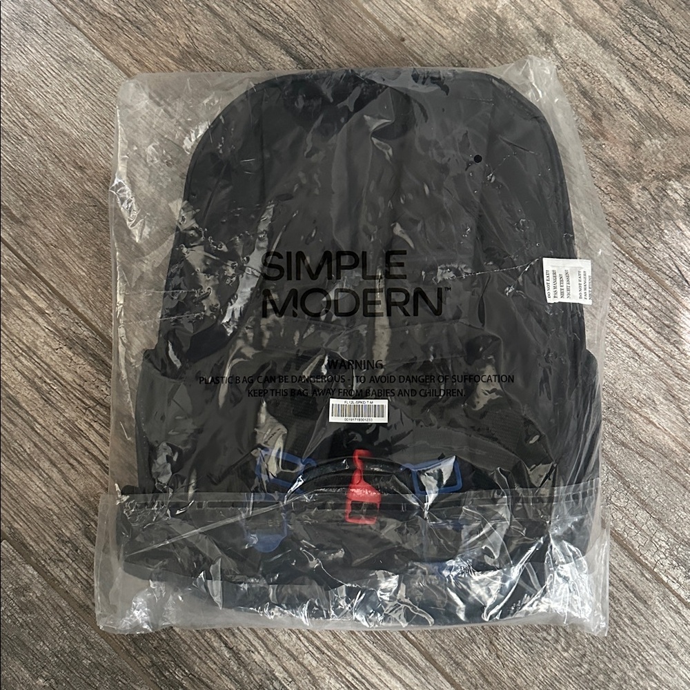 Simple Modern Backpack- Marvel Spider-Man - Picture 5 of 5